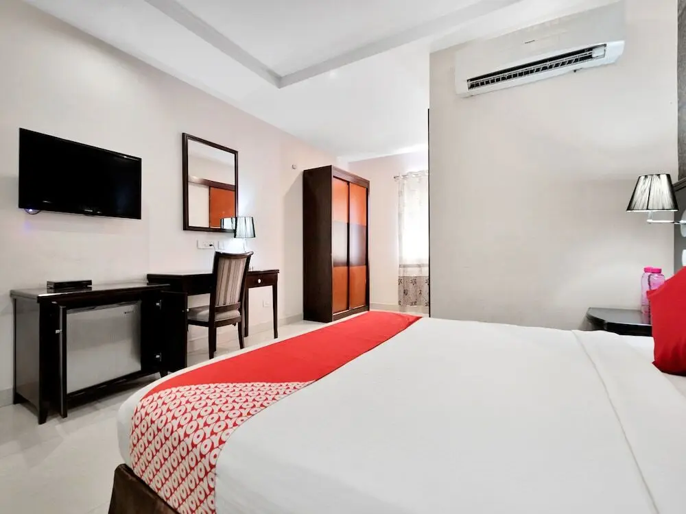 Хидерабад: FabHotel Majestica Inn Hitech City