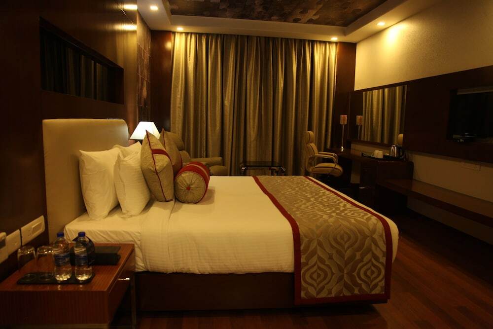 Golden Tulip Neemrana — фото 1
