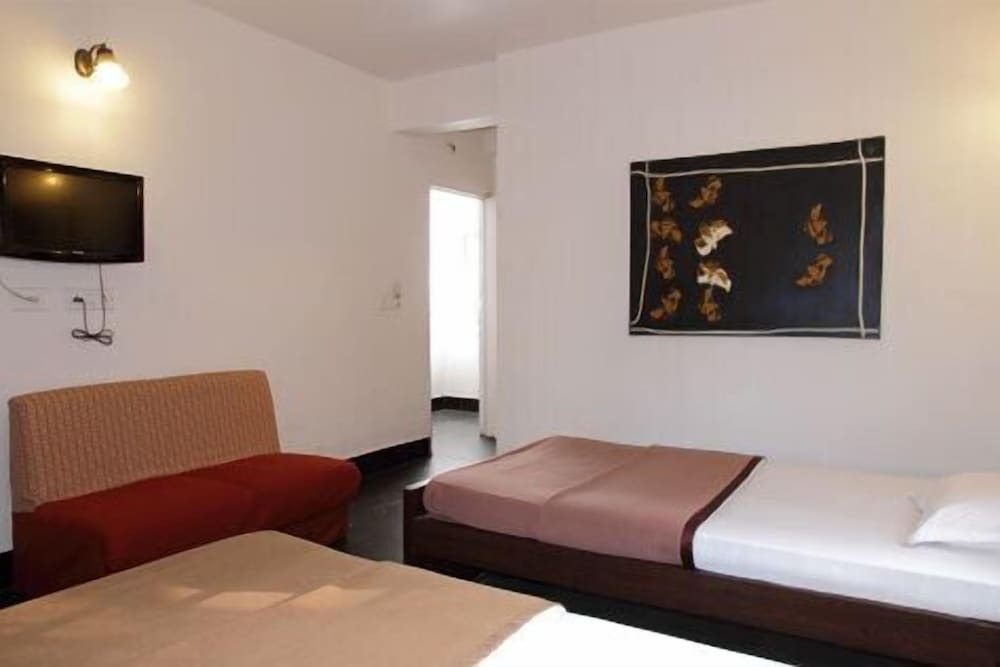 Колката: 662B The Guest House