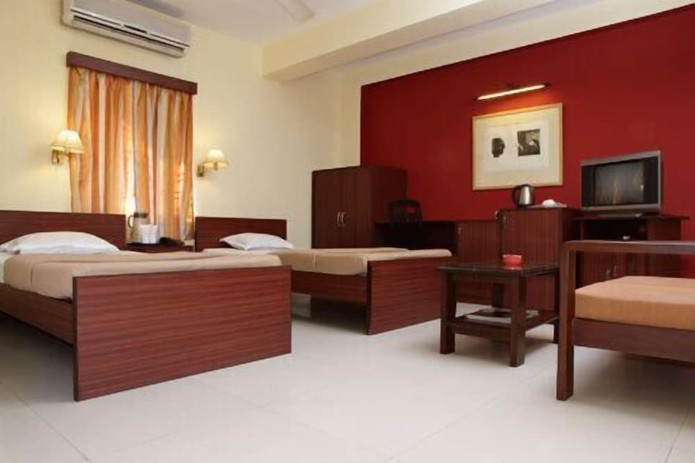 Колката: 662B The Guest House