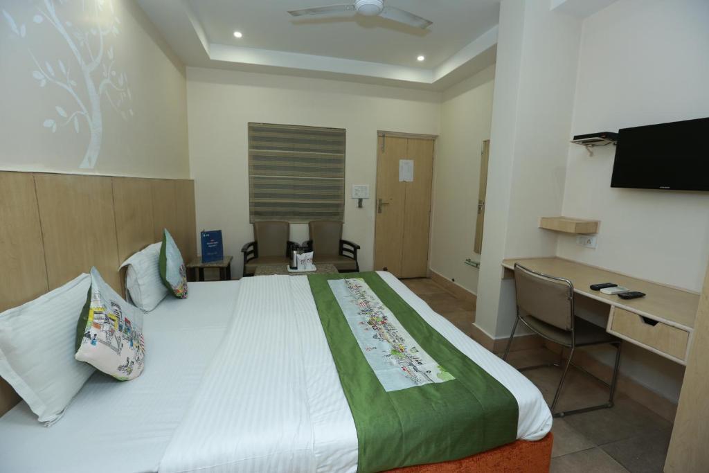 Канпур: Oyo Rooms 80 Feet Road