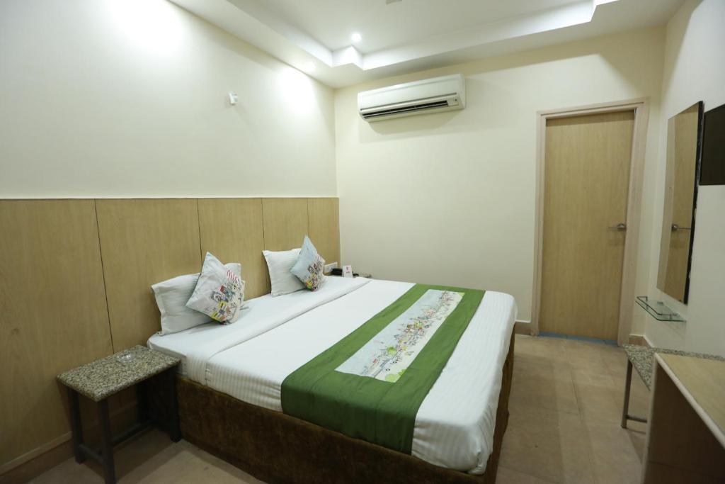 Канпур: Oyo Rooms 80 Feet Road