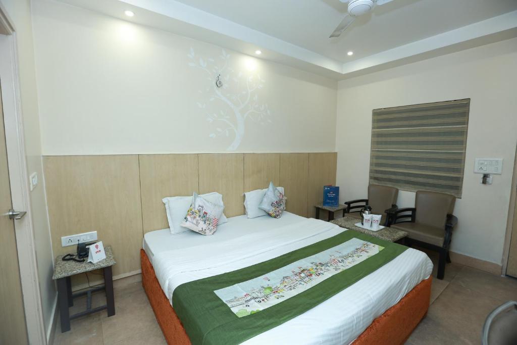 Канпур: Oyo Rooms 80 Feet Road