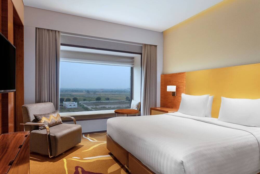 Райпур: Courtyard Raipur