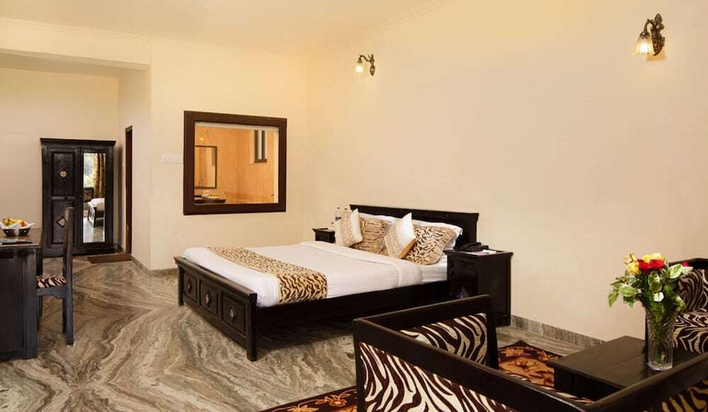 Аджабгарх: Sariska - Tiger Heaven, A Sterling Holidays Resort