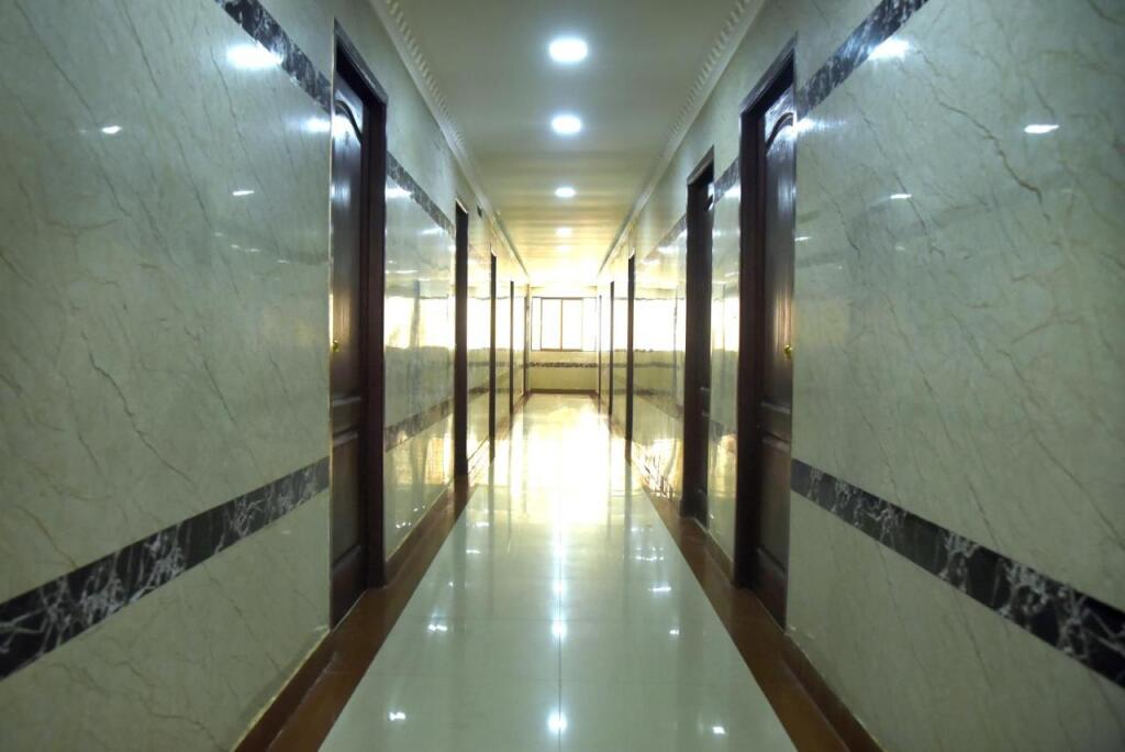 Ченнаи: Le Royal Inn Mugappair Chennai