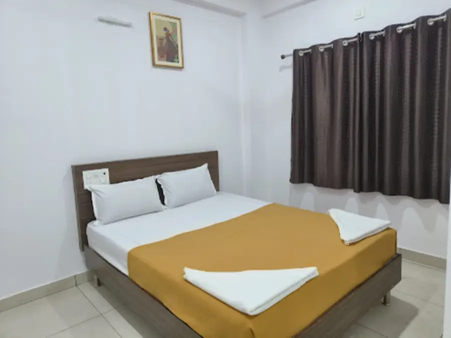 Шиккамагалуру: i-ROOMZ Relax Inn Lodge