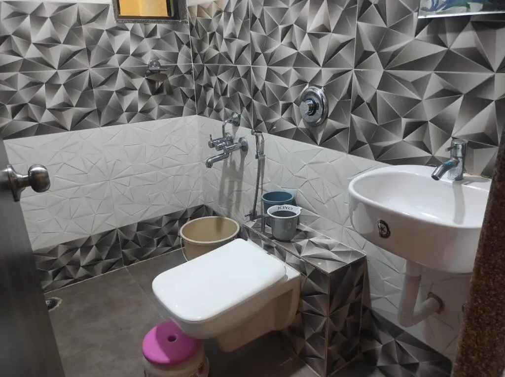 Ратнагири: Hotel Deepak Executive, Ganpatipule