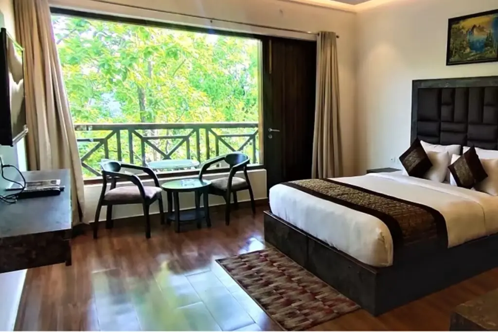 Чопра Лагга Умрейла: Summit Jungle Lodge, Lansdowne