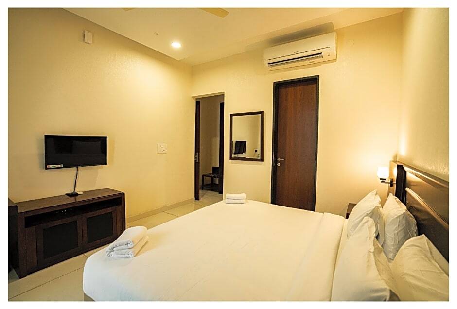 Davanagere: Cikada Hotels