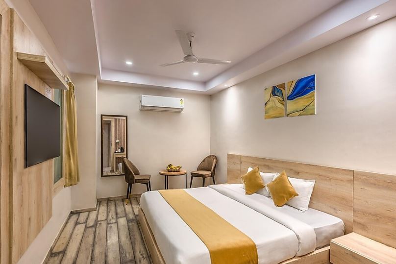 Дехрадун: Hotel Limewood Residency