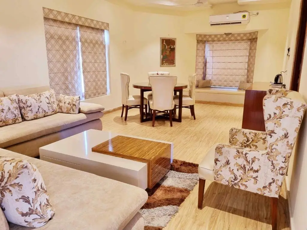 Dharuhera: Hotel SK PARK ROSELLA RESORTS & Spa