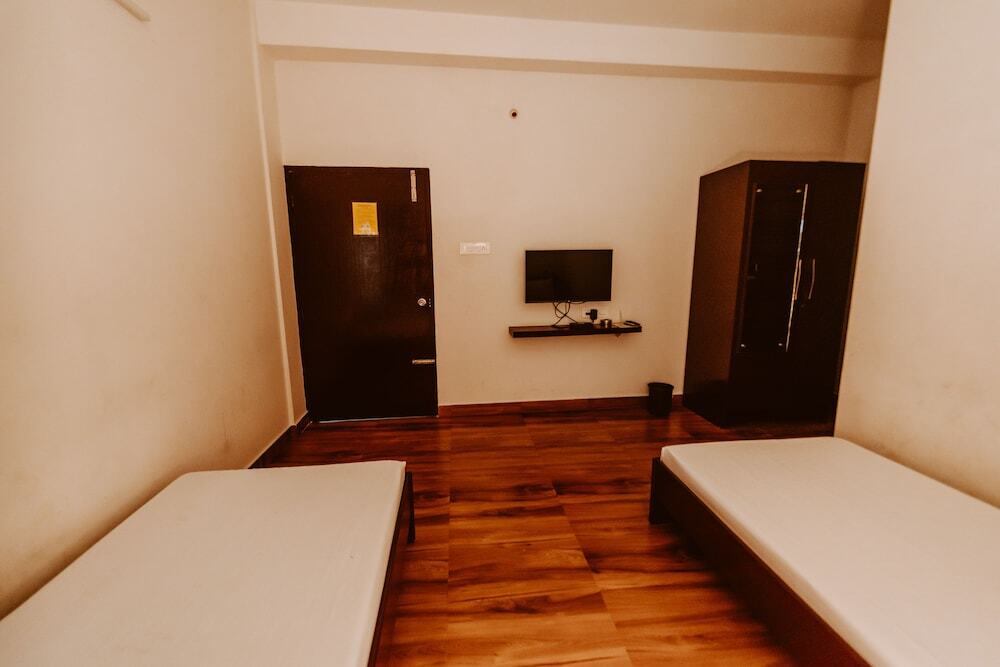 Дибругарх: Dibrugarh Tea Residency