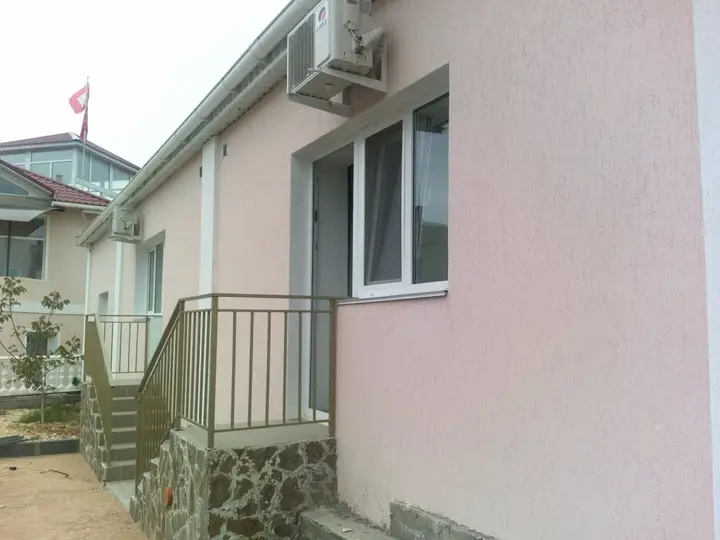 Севастополь: 5th Kilometer Guest House