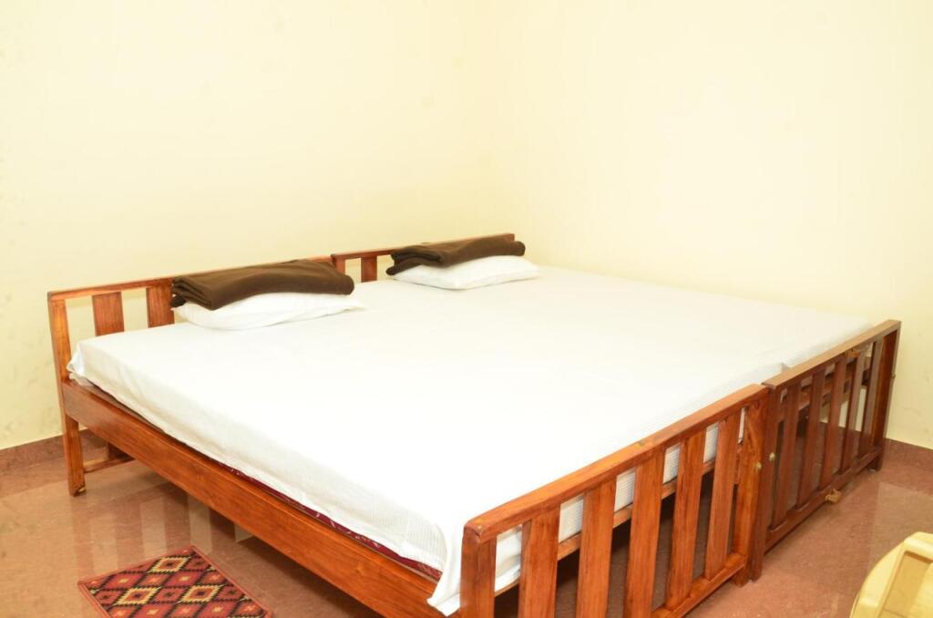 Гокарна: Staymaker Sunny's Serenity Resort