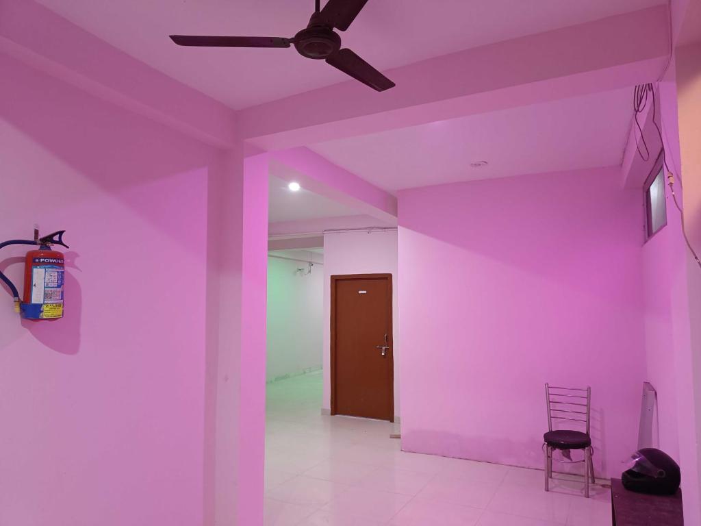Горакхпур: OYO 92487 Pandey Ji Guesthouse