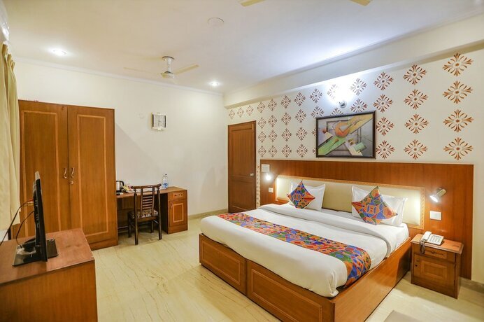Гуруграм: Fabexpress Global Residency Inn