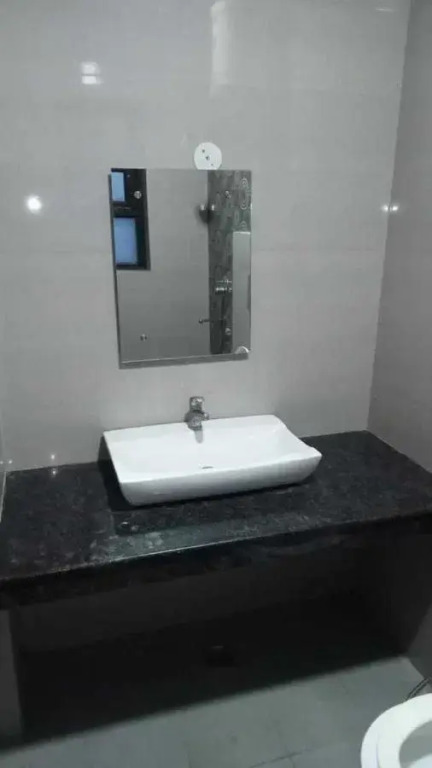 Гуруграм: Oyo 91607 H L Homes