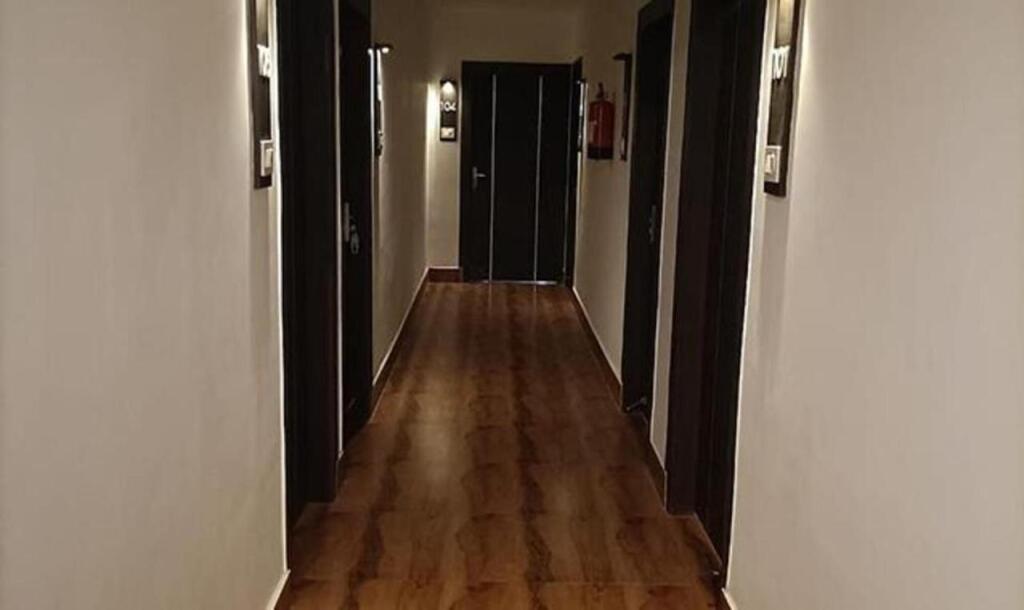 Гувахати: FabHotel Prime Royal Inn