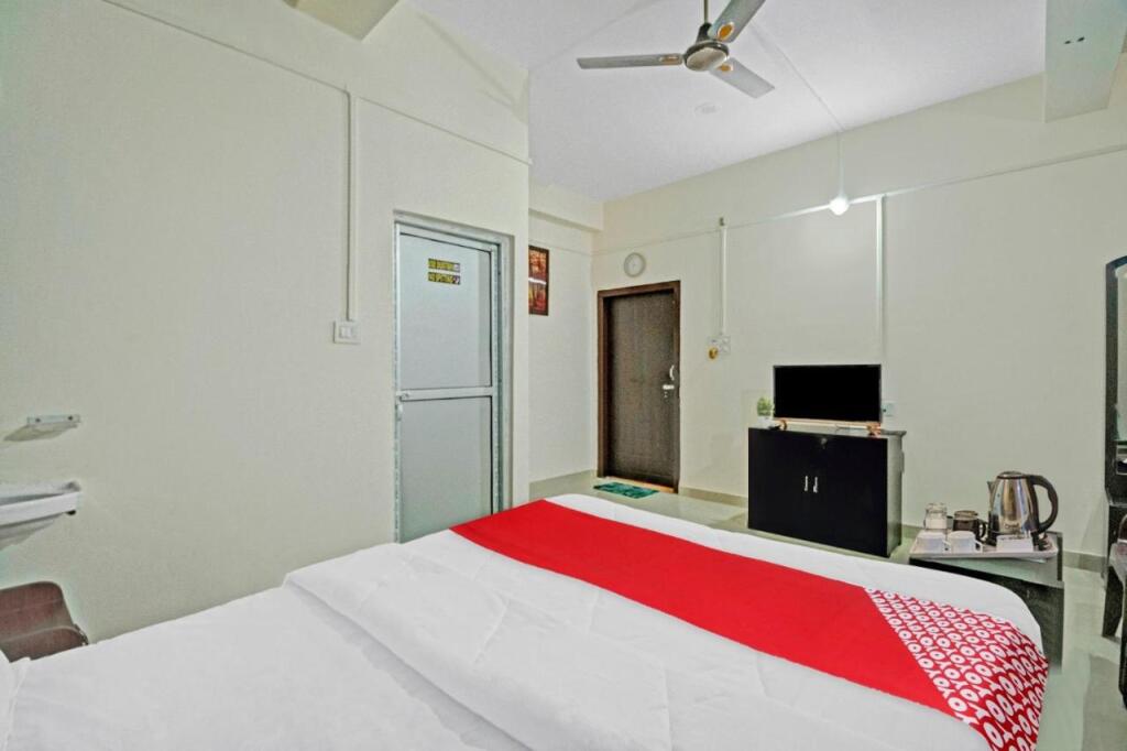 Гувахати: Oyo 92233 London Bridge Guest House
