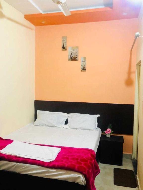 Гвалиор: OYO The Bliss Guest House & Restaurant