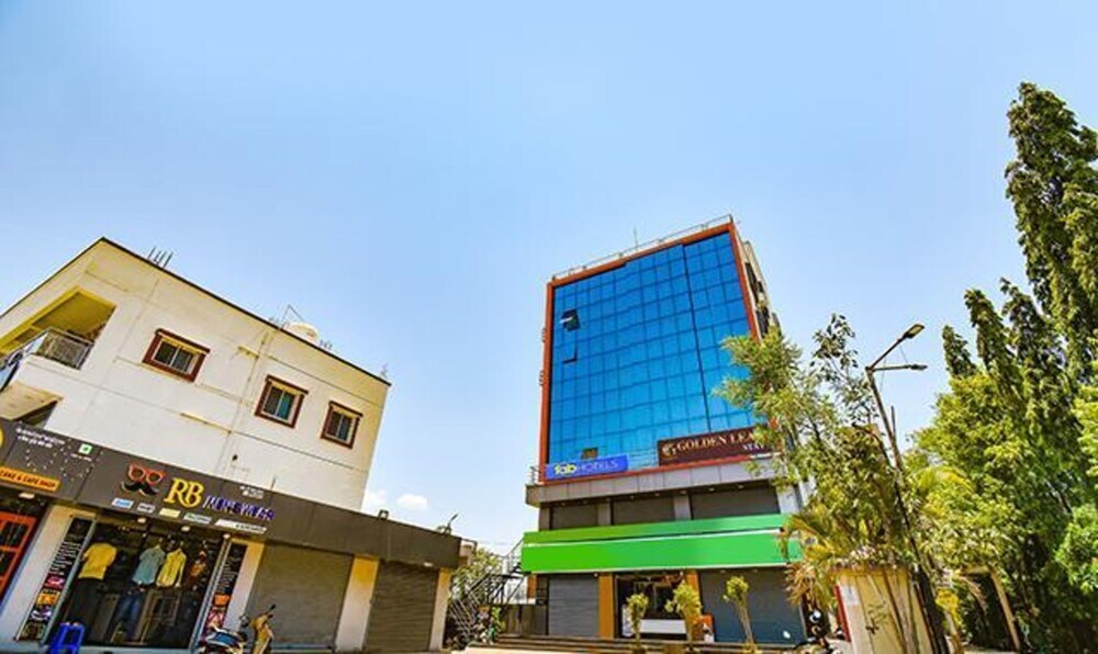 Fabhotel The Golden Leaf — фото 1