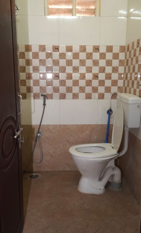 Хидерабад: Hotel Royal Suites And Rooms