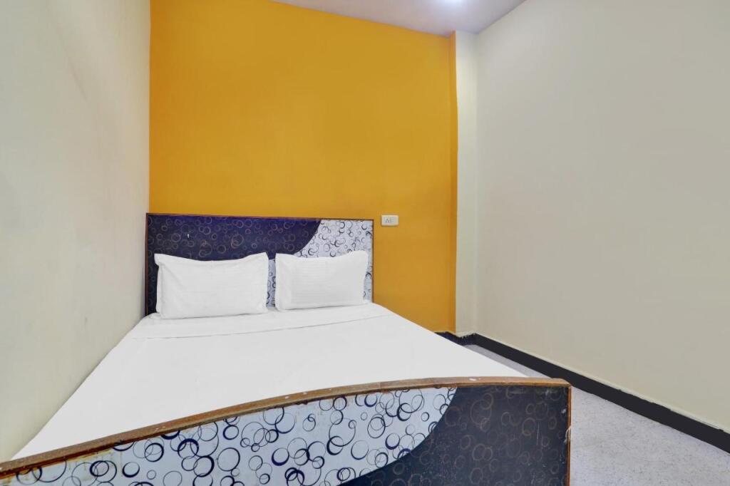 Хидерабад: SPOT ON 80459 Deccan Residency