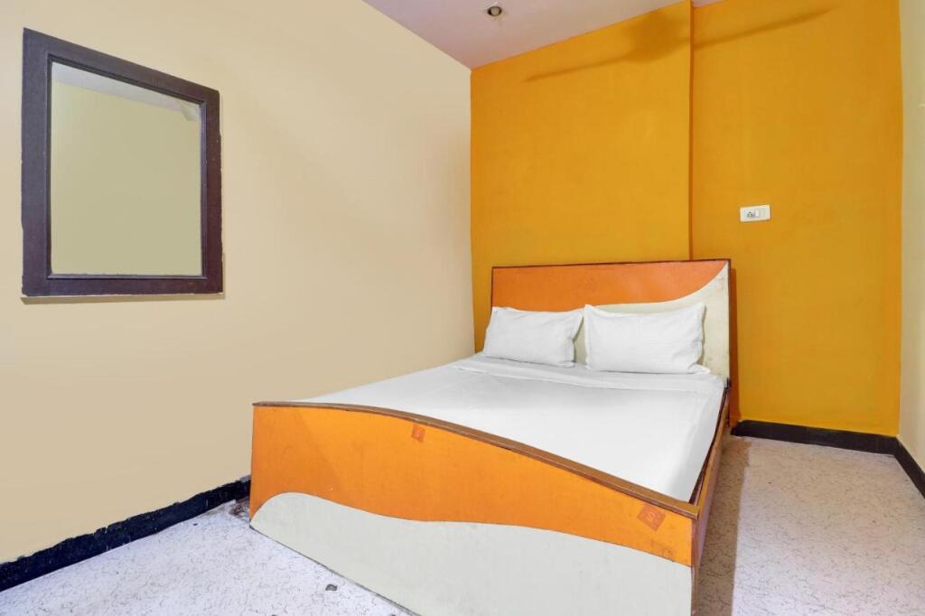 Хидерабад: SPOT ON 80459 Deccan Residency