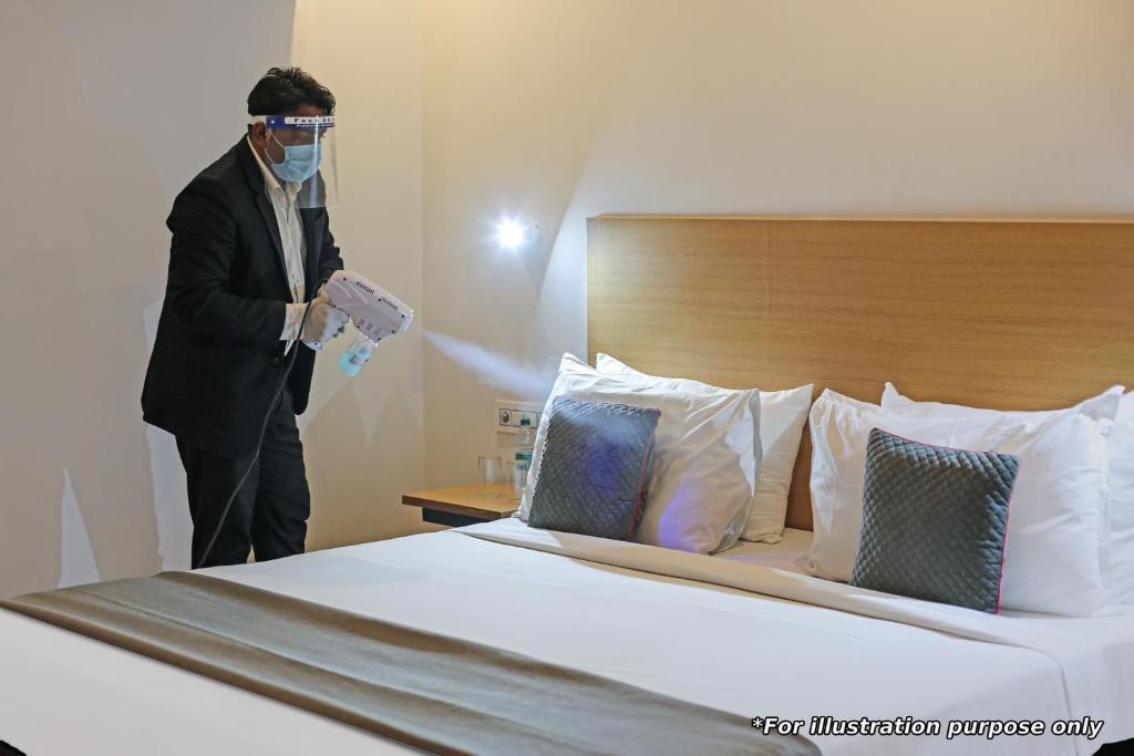 Хидерабад: Super Oyo Townhouse Oak Hotel N7 Elite