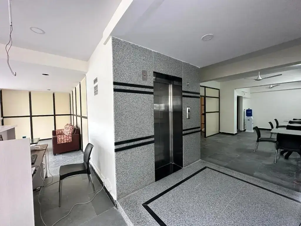 Хидерабад: Residence Retreat Service Apartments