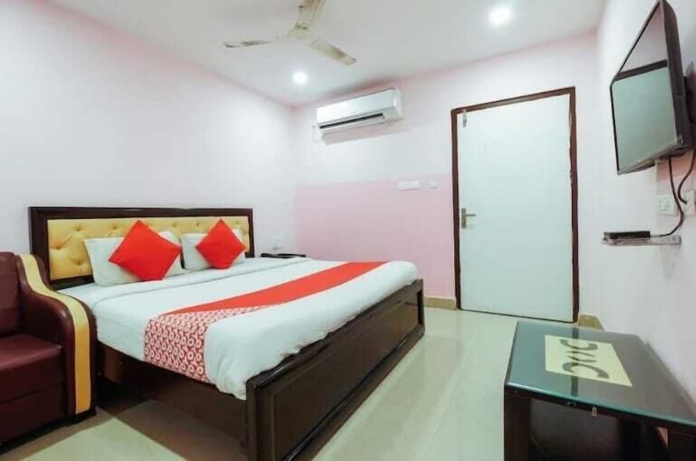 Хидерабад: iROOMZ Hotel Diamond Park