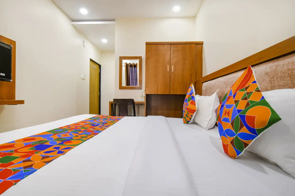 Индаур: Fabhotel Atharv