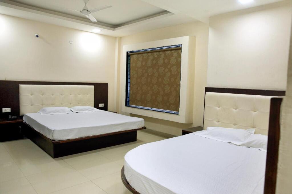 Индаур: Shri Ram Krishna Bagh Hotel