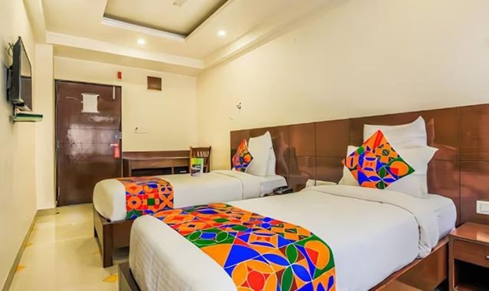 Джайпур: FabHotel Tipsyy Inn Suites