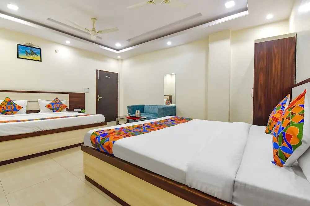 Джайпур: Fabhotel Pink Palace