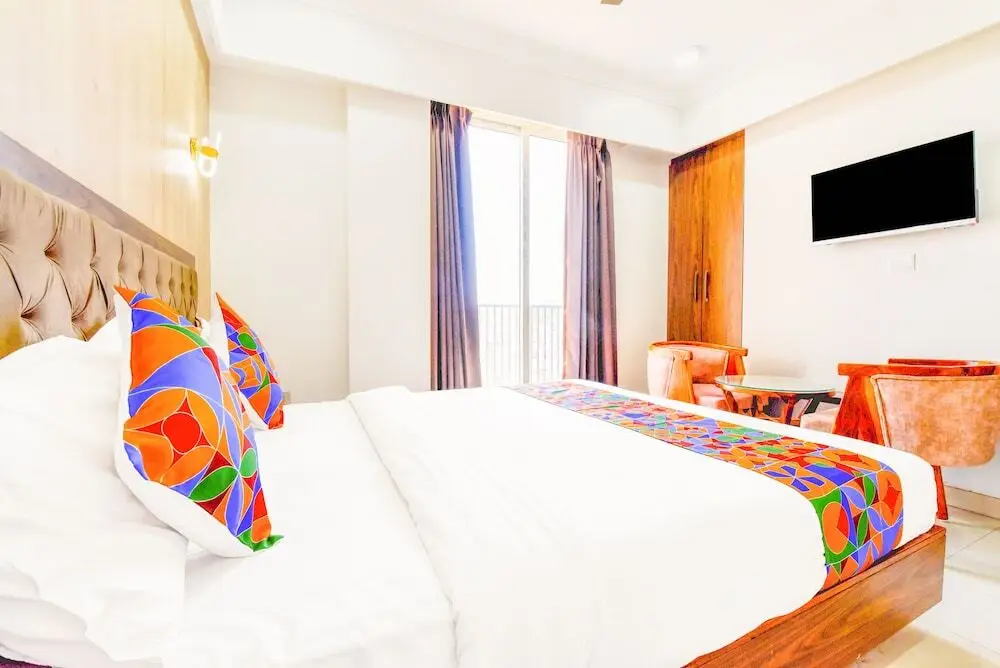 Джайпур: FabHotel Prime Shiv Mahima