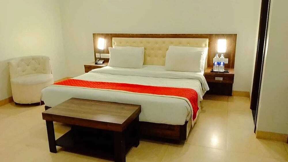 Джайпур: The Palm Hotel & Restaurant