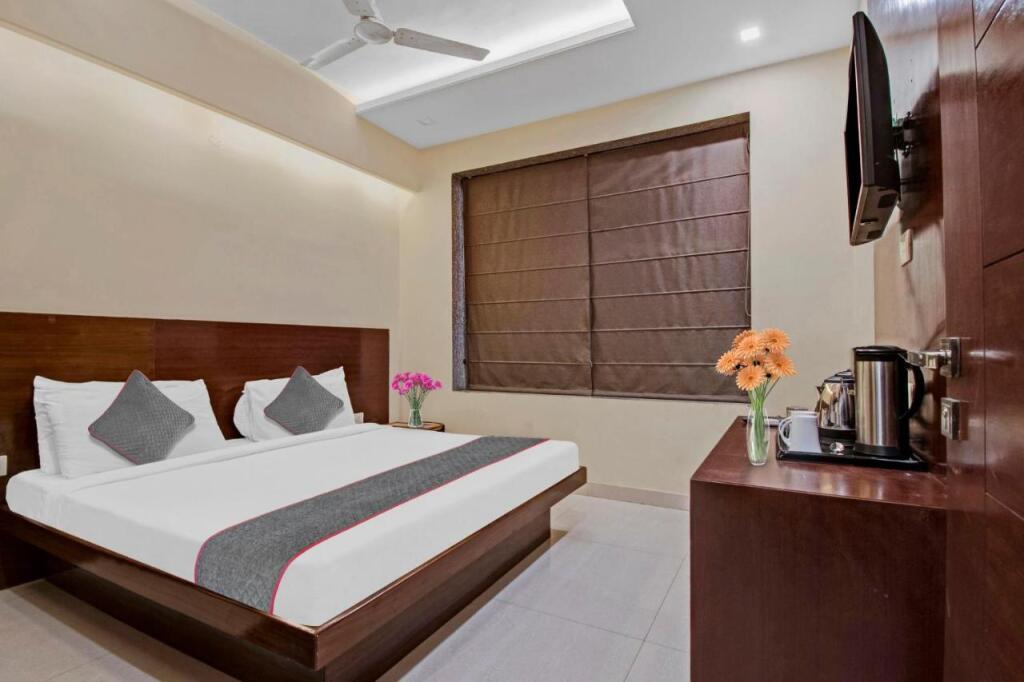 Джайпур: Townhouse OAK Hotel Minze