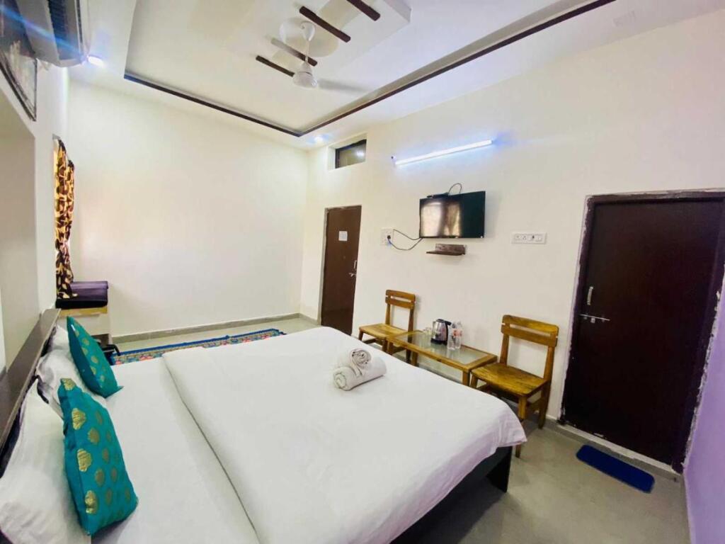 Джайсалмер: OYO 702858 Hotel Holiday Trip Haveli
