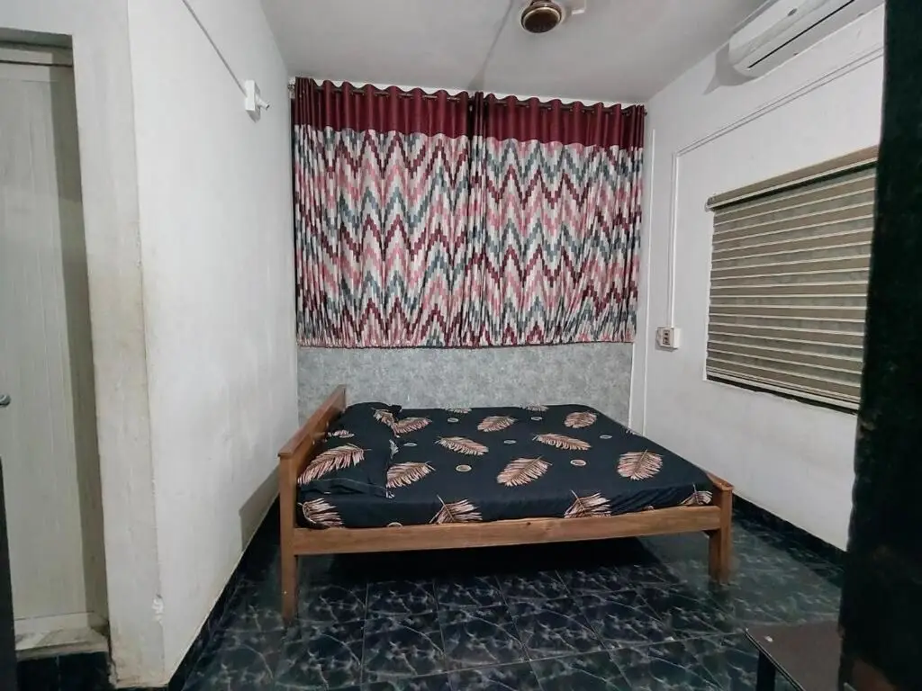 Паллипурам: Layali Ooty Transit Lodging