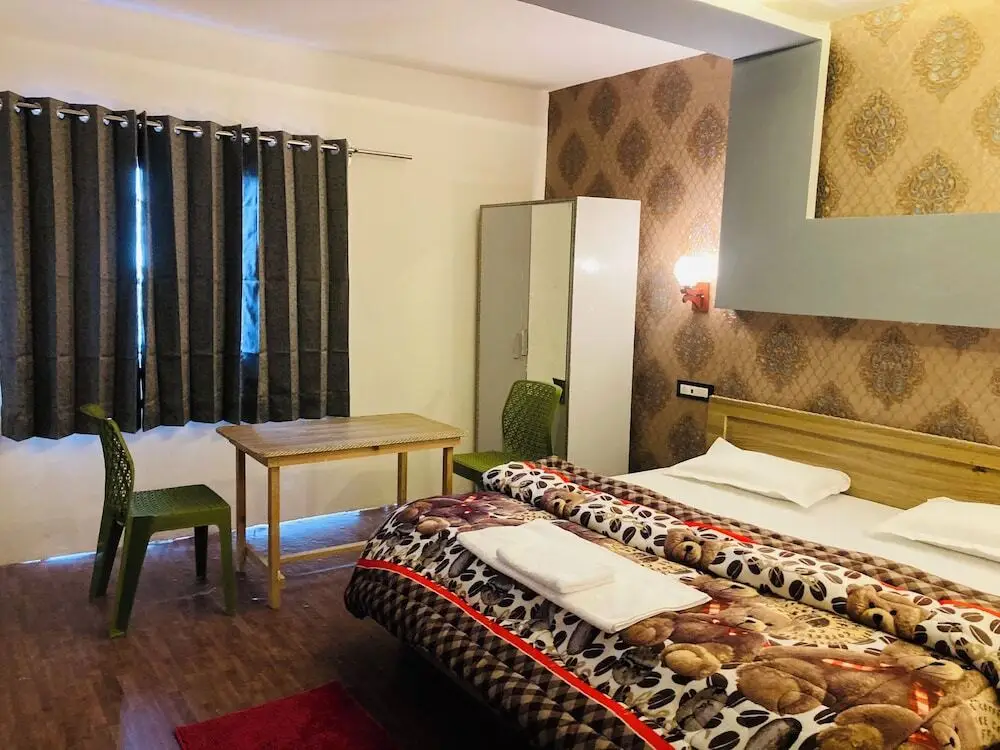 Техри: Sizzling Resort And Adventure