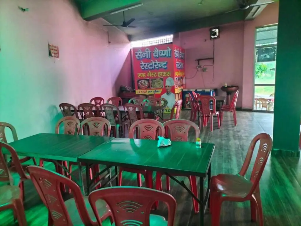 Гуруграм: SPOT ON 89541 Saini Vasno Restaurant And Guest House