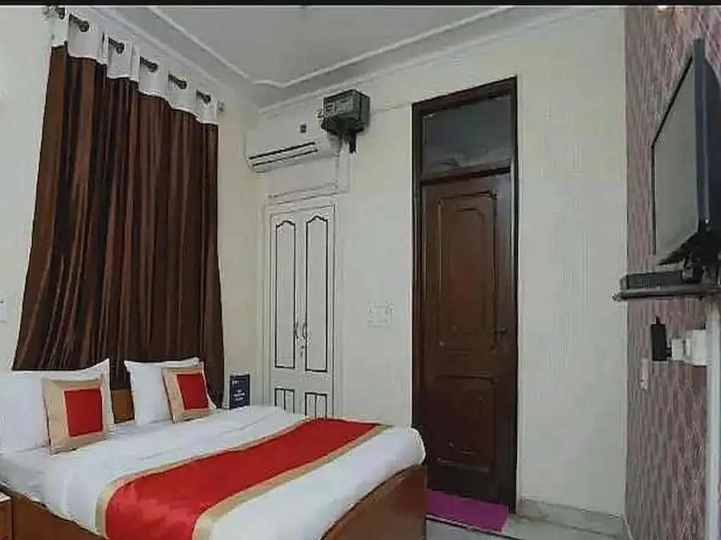 Гуруграм: POP 80797B Hotel Suvidha