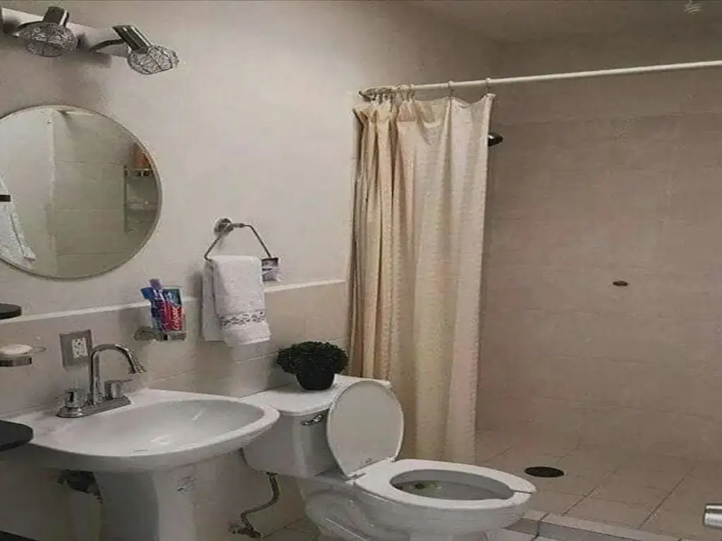 Гуруграм: POP 80797B Hotel Suvidha