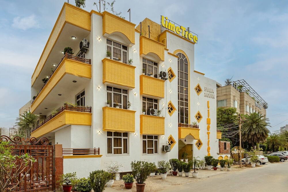 Lime Tree Hotel and Banquet Huda Metro — фото 1
