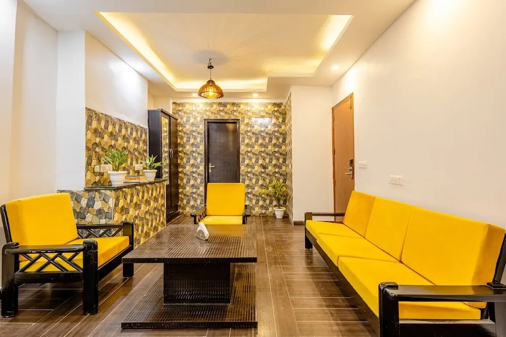 Гуруграм: Lime Tree Hotel and Banquet Huda Metro