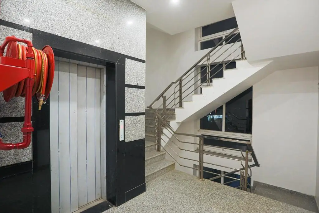 Гуруграм: Townhouse 815 Akshay Residency