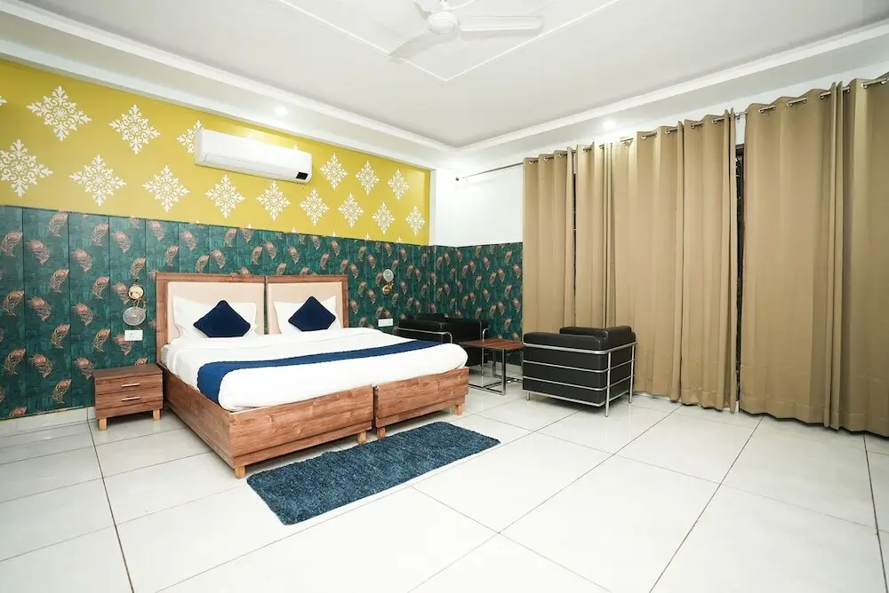 Гуруграм: Fabhotel Tanvi Premium