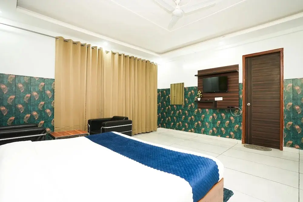 Гуруграм: Fabhotel Tanvi Premium